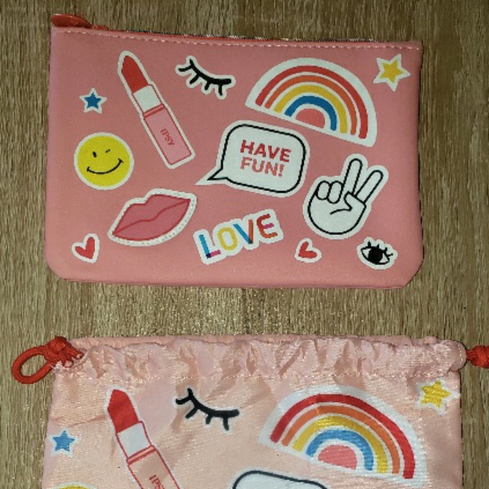 ✨FREE with purchase✨ Ipsy makeup bags - Picture 2 of 2